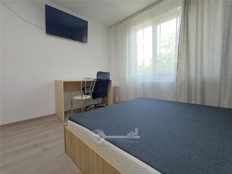 Apartament cu 3 camere decomandat, mobilat în Bucșinescu