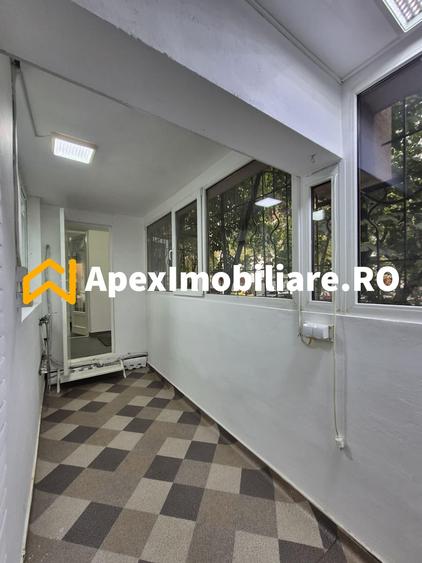 Spațiu comercial, de 54.540000915527 mp, în Drumul Taberei