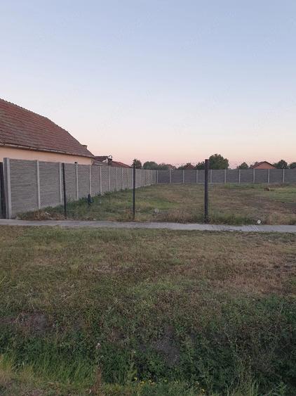 Teren de 1576 mp, în Bobda