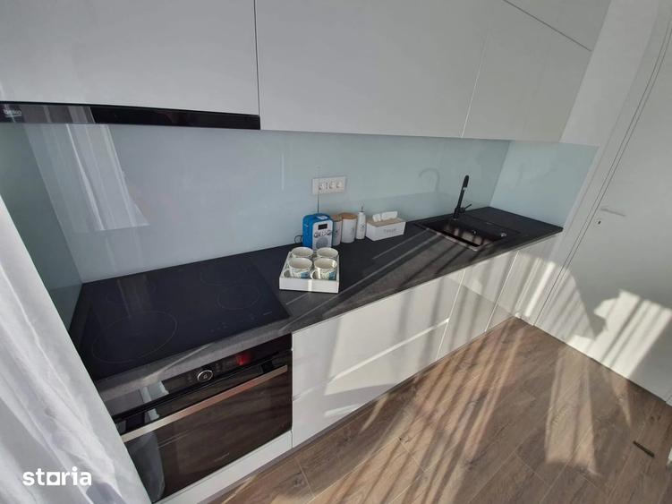 Apartament cu 2 camere semidecomandat, mobilat în Pipera