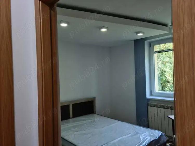 Apartament cu 2 camere semidecomandat în Centrul Vechi