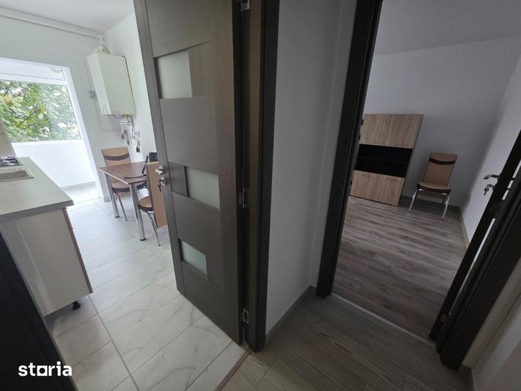 Inchiriez 2 camere renovat langa Lidl Bartolomeu Spicului - 1