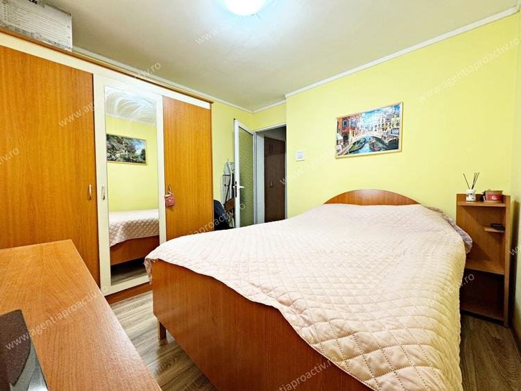 Apartament cu 2 camere decomandat în Micro 21