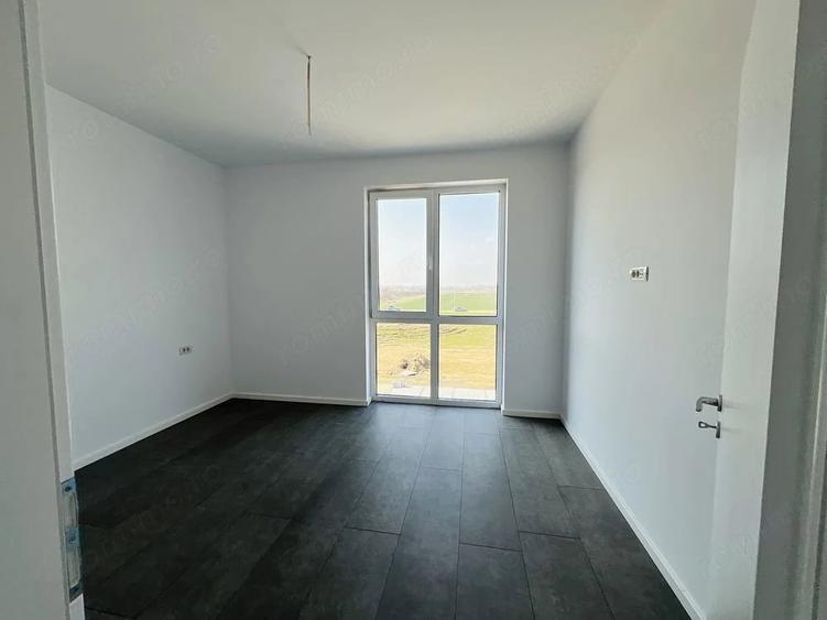 Apartament cu 2 camere semidecomandat în Moșnița Veche