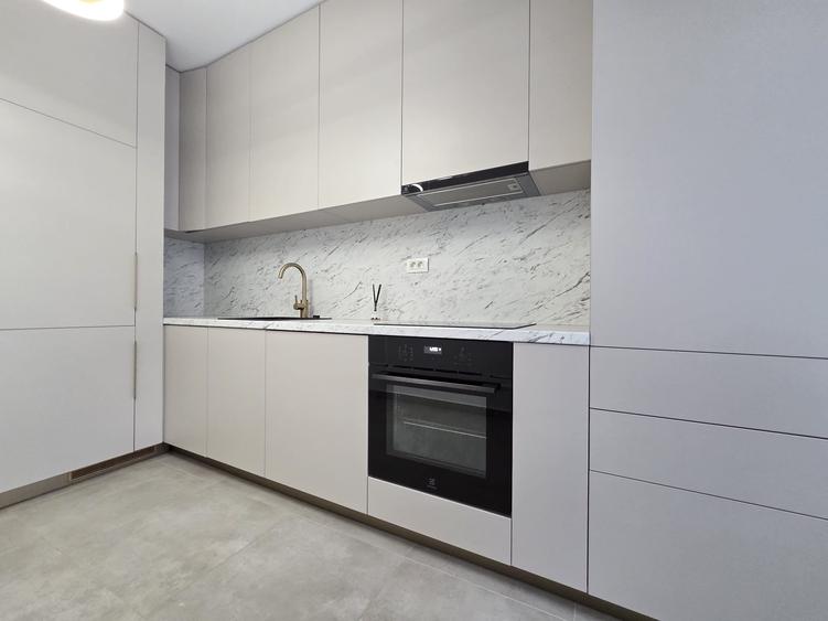 Apartament cu 2 camere decomandat în Pipera