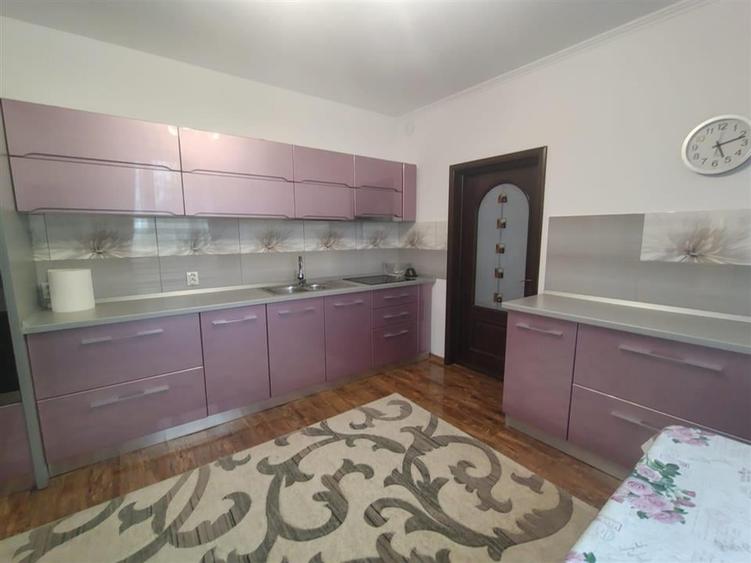 Casă individuală cu 5 camere cu Teren 1600 Mp în Moara