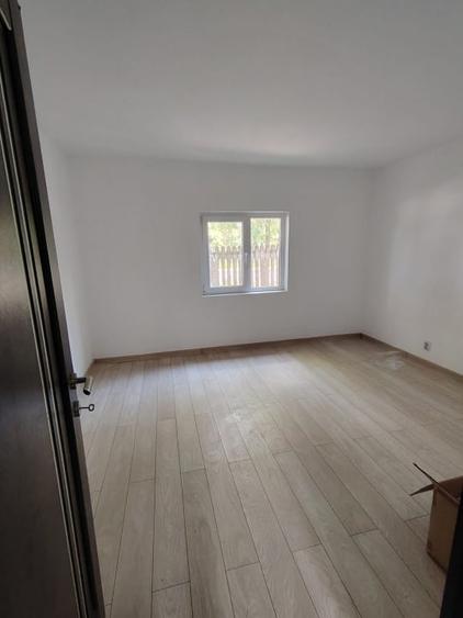 Vanzare casa LEU cu 2000mp teren - 5