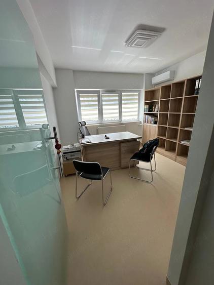 Apartament cu 3 camere decomandat în Morarilor