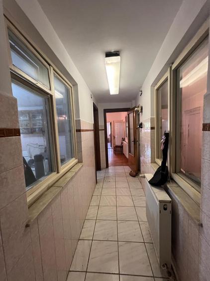 Casă individuală cu 3 camere cu Canalizare în Drumul Găzarului