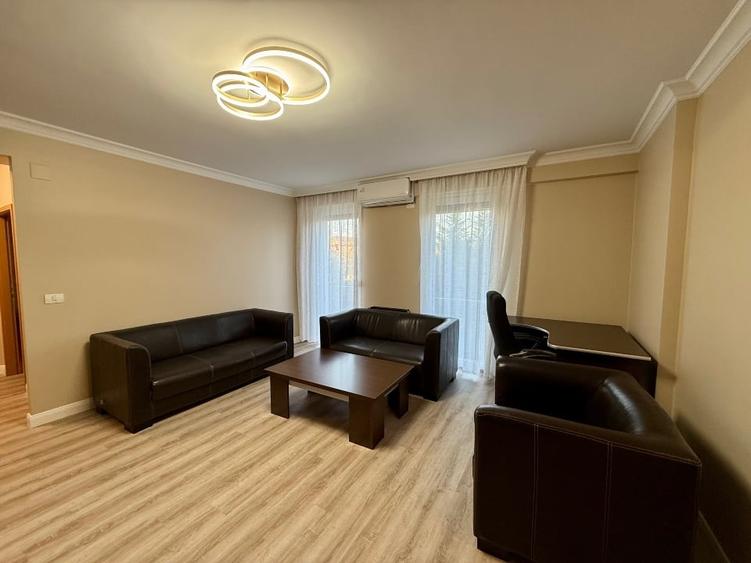 Apartament cu 2 camere decomandat, mobilat în Lipovei