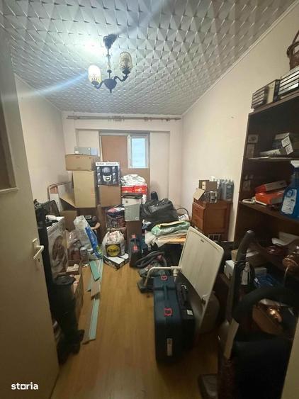Apartament cu 3 camere decomandat în Plantelor
