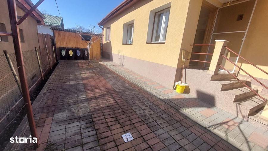 0 COMISION Casa zona Scolii Emil Isac, front la 2 strazi-Dambul Rotund - 1