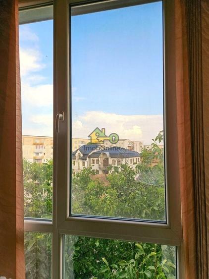 Apartament cu 2 camere semidecomandat, mobilat în Vest