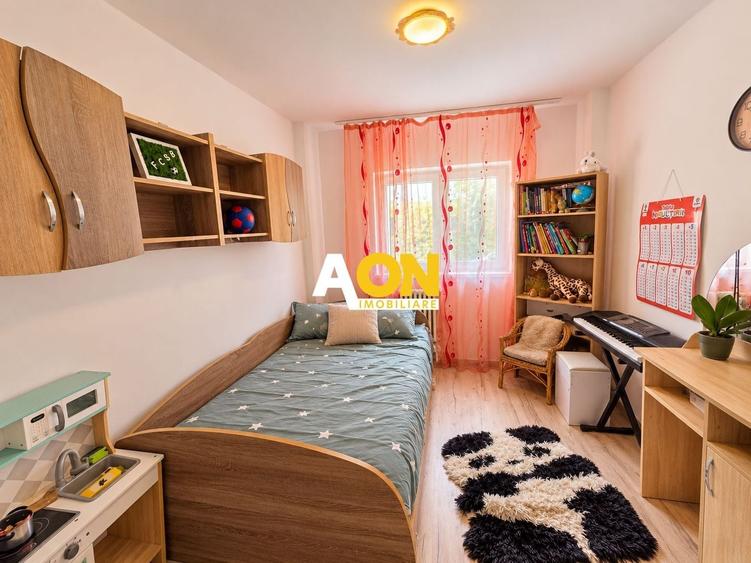 Apartament cu 4 camere decomandat, mobilat în Ampoi 2