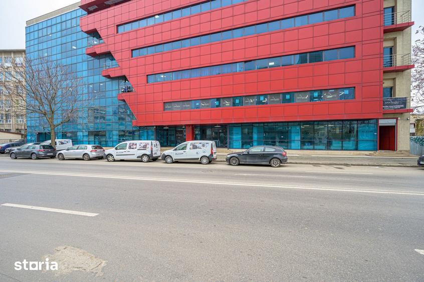 Spațiu comercial, de 250 mp, în Baicului