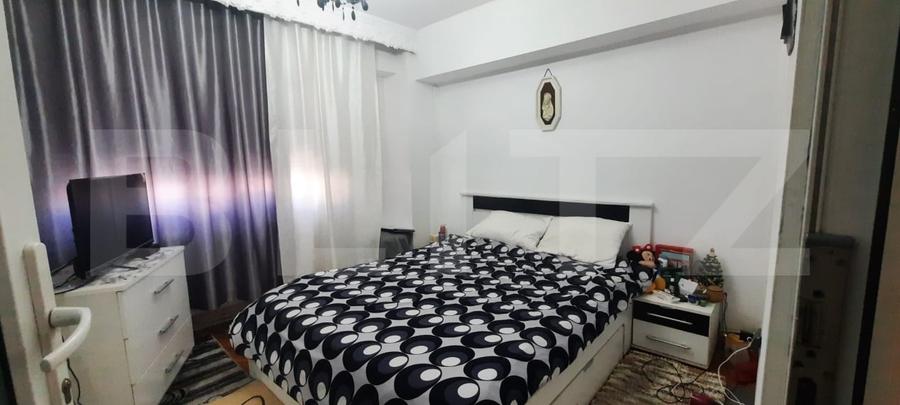 Apartament cu 3 camere decomandat, mobilat în Micro 15 — fotografia 2