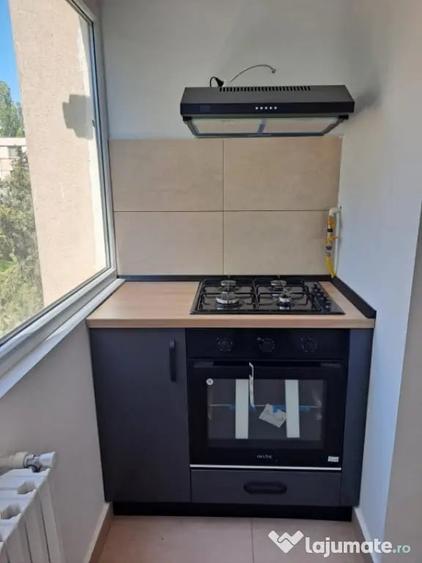 Apartament cu 2 camere decomandat în City Park Mall