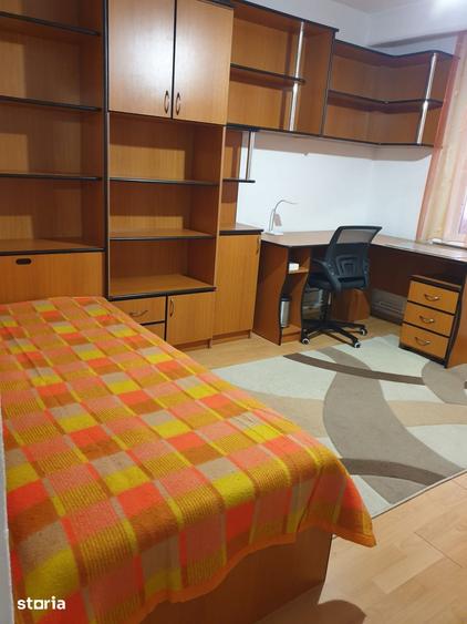 Apartament cu 2 camere în 22 Decembrie 1989