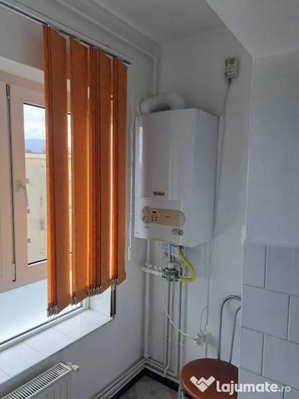 Apartament cu 2 camere semidecomandat în Scriitorilor