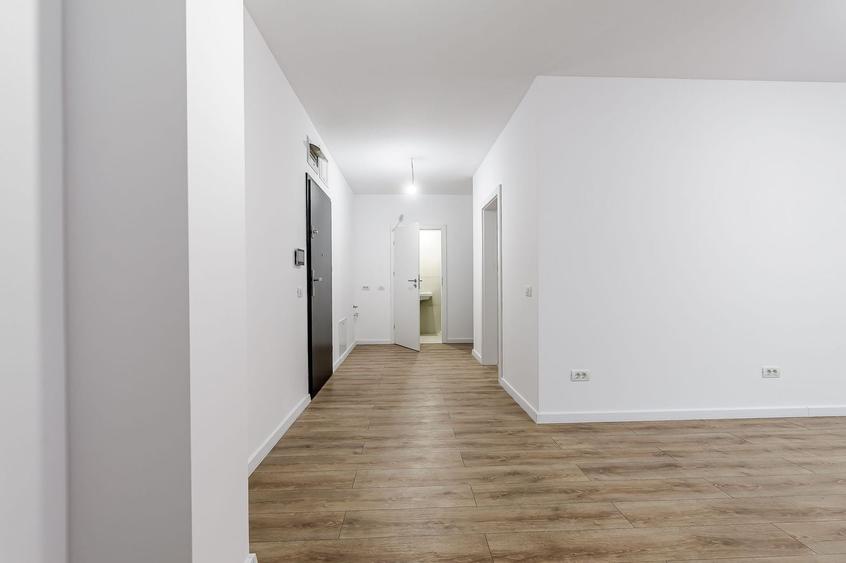 Apartament cu 3 camere decomandat în Aradului