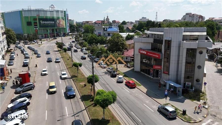 Spațiu comercial, de 734 mp, în Central
