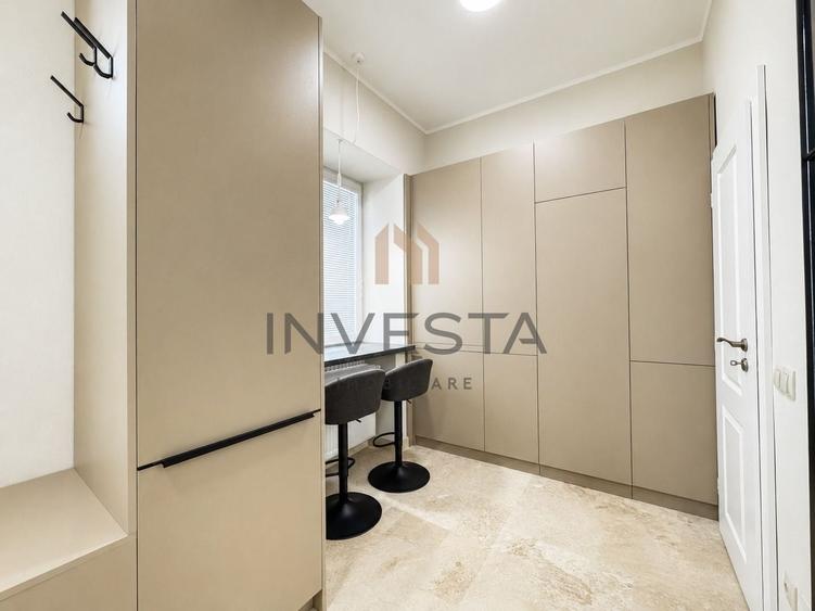 Apartament cu 2 camere decomandat, mobilat în Ultracentral