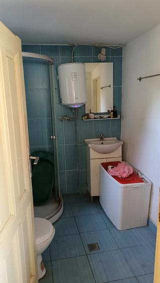 Casă cu 4 camere cu Teren 1350 Mp în Gheorghe Lazăr
