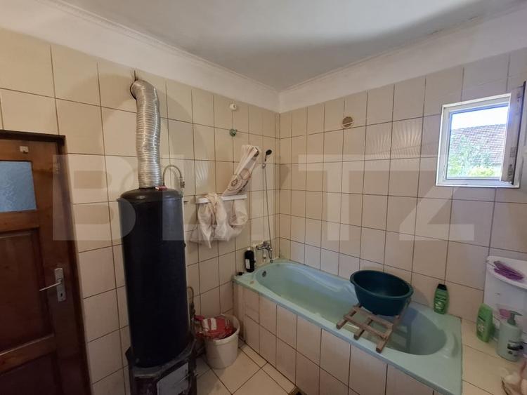 Casă individuală cu 5 camere cu Canalizare în Ardud