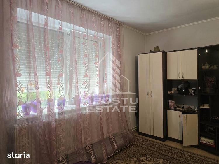 Spațiu comercial, de 60 mp, în Curtici