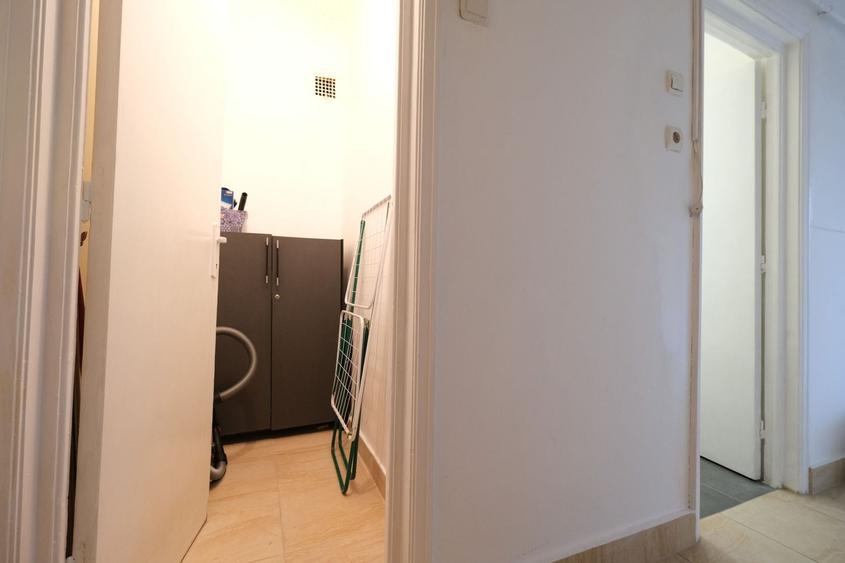 Apartament cu 2 camere semidecomandat, mobilat în Panduri