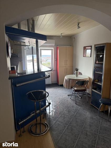 Apartament cu 3 camere în Calea București