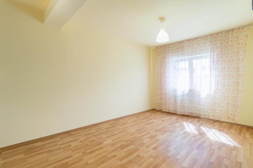 Duplex cu 5 camere cu Canalizare în Pipera