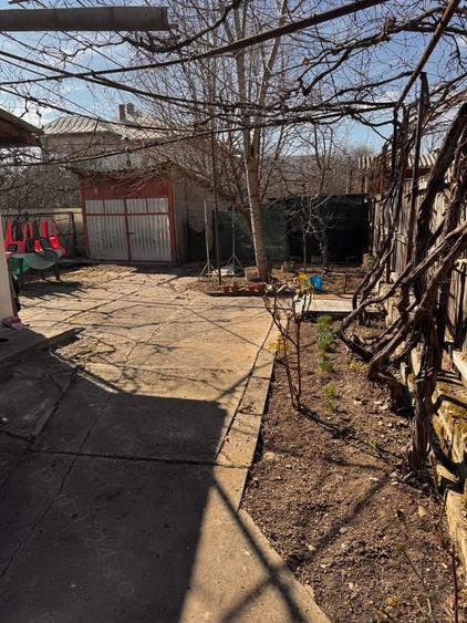 Casă cu 4 camere cu Teren 446 Mp în Central