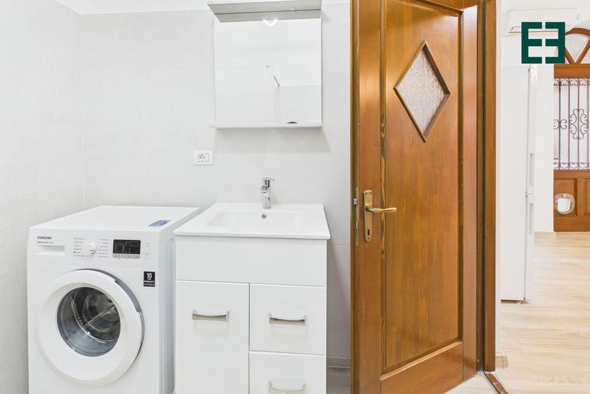 Apartament cu 2 camere semidecomandat, mobilat în Central