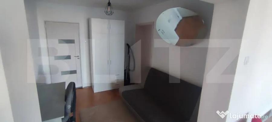 Apartament cu 3 camere decomandat, mobilat în Central