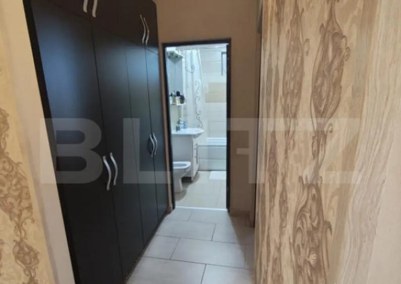Apartament cu 4 camere decomandat în Decebal