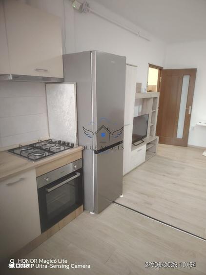 Apartament cu 3 camere în Astra
