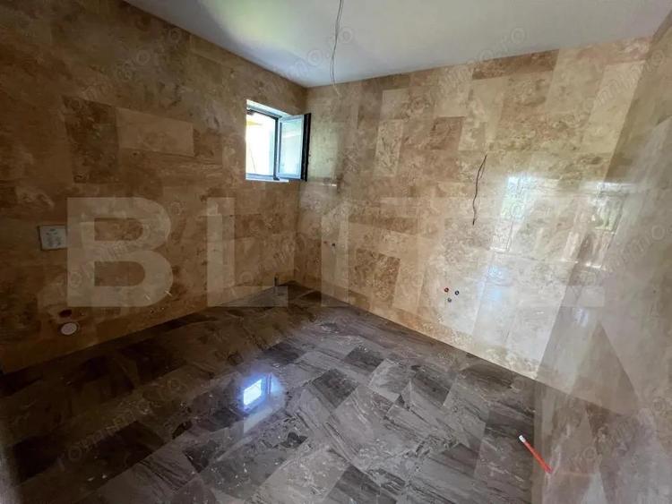 Casă cu 4 camere cu Teren 500 Mp în Central