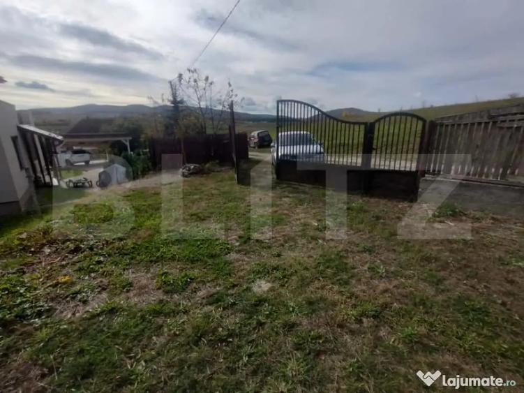 Teren de 728 mp, în Sigmir