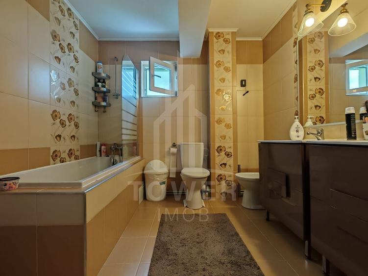 Apartament cu 4 camere decomandat în Turnișor