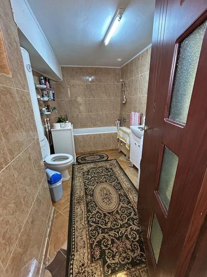 Casă cu 4 camere cu Teren 700 Mp în Viișoara