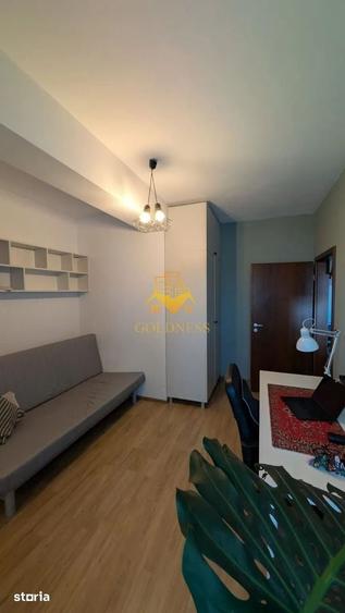 Apartament cu 3 camere semidecomandat, mobilat în Europa