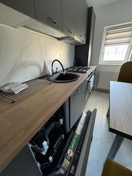Apartament cu 2 camere decomandat în Militari