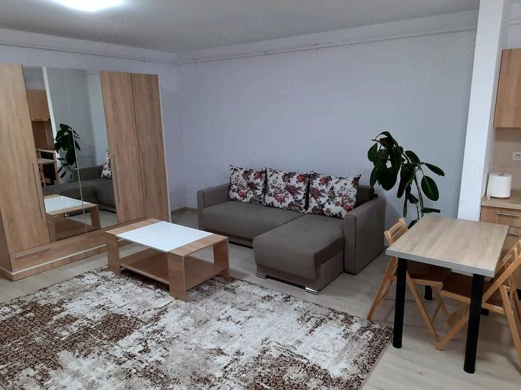 Garsonieră decomandată în Avantgarden