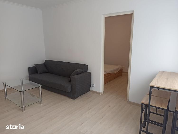 Apartament cu 2 camere semidecomandat în Central