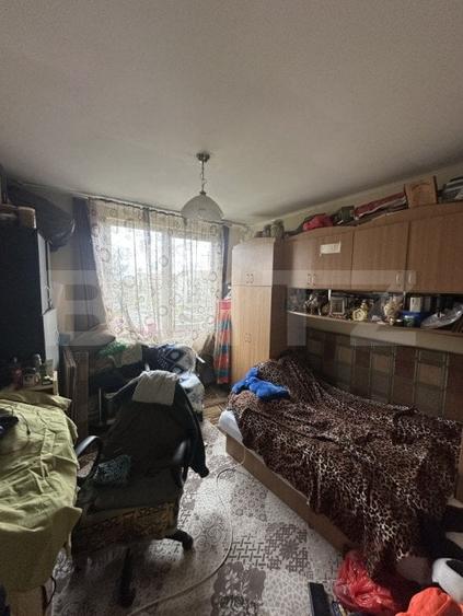 Apartament cu 2 camere semidecomandat, mobilat în Carpați 1