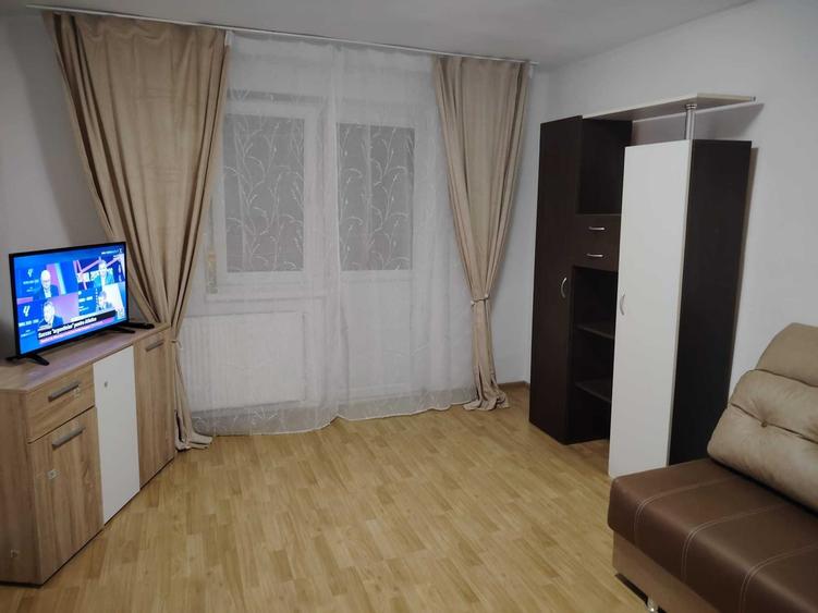 Apartament cu 2 camere decomandat în Ostroveni