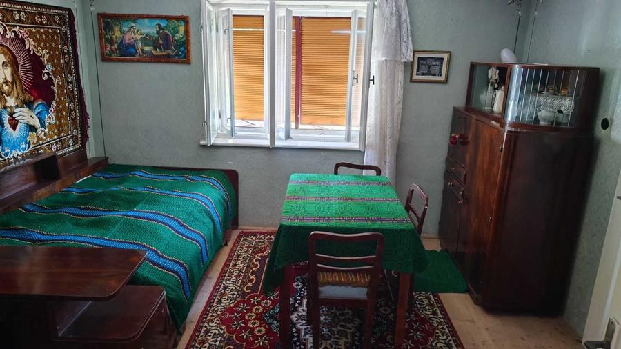 Casă cu 4 camere în Drașov