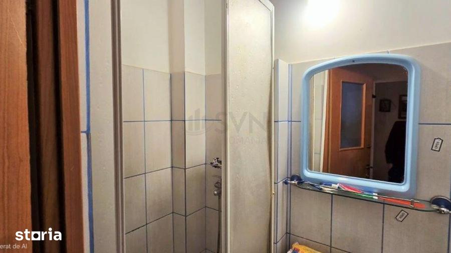 Apartament cu 3 camere semidecomandat în Crângași