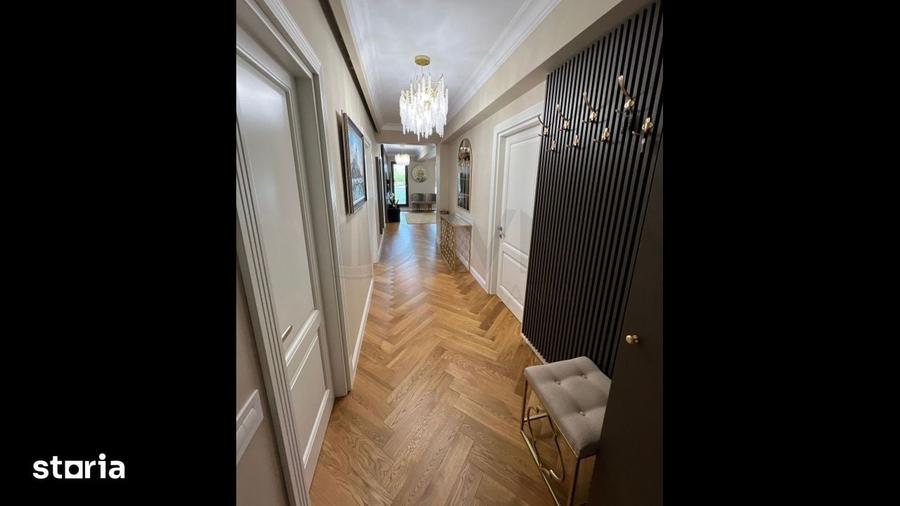 Apartament cu 4 camere în Aviației